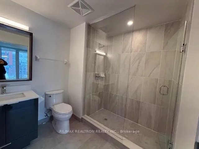 Additional property image - 543 Richmond St Unit 817