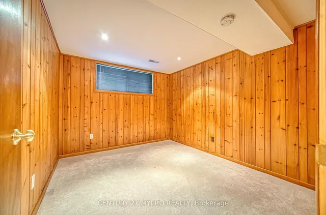 Additional property image - 52 Alamosa Dr
