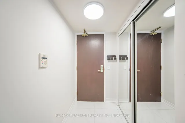 Additional property image - 18 Parkview Ave Unit 503