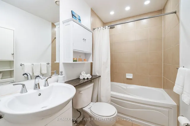 Additional property image - 381 Front St Unit 3201