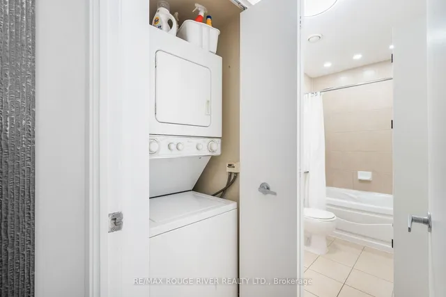 Additional property image - 381 Front St Unit 3201
