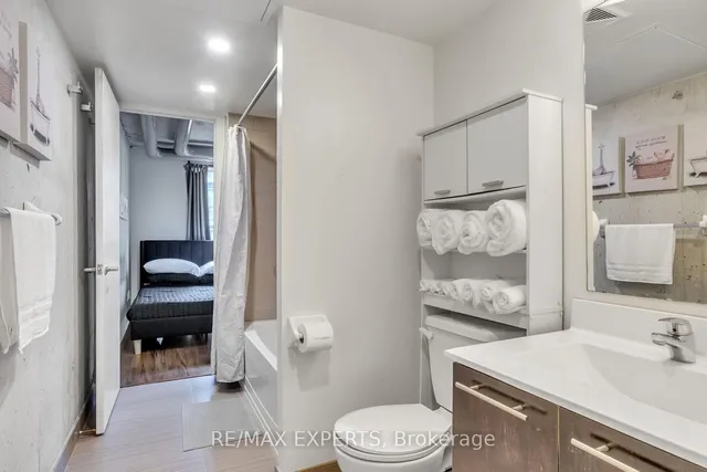 Additional property image - 170 Sudbury St Unit 711