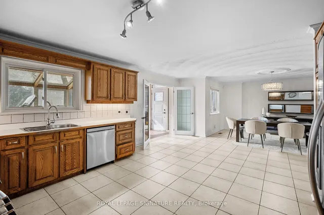 Additional property image - 599 Glencairn Ave