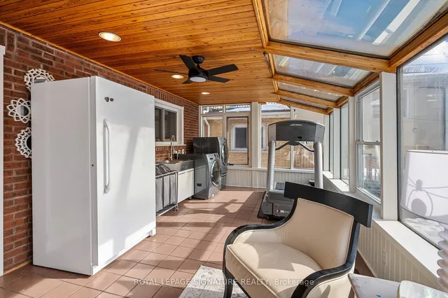 Additional property image - 599 Glencairn Ave