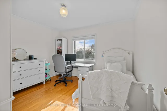 Additional property image - 599 Glencairn Ave
