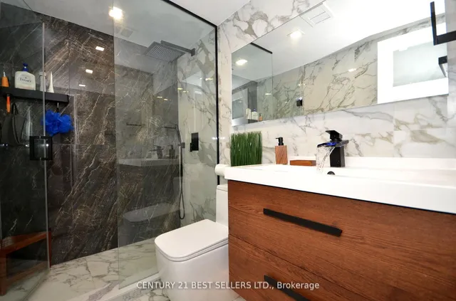 Additional property image - 100 Canyon Ave Unit 302