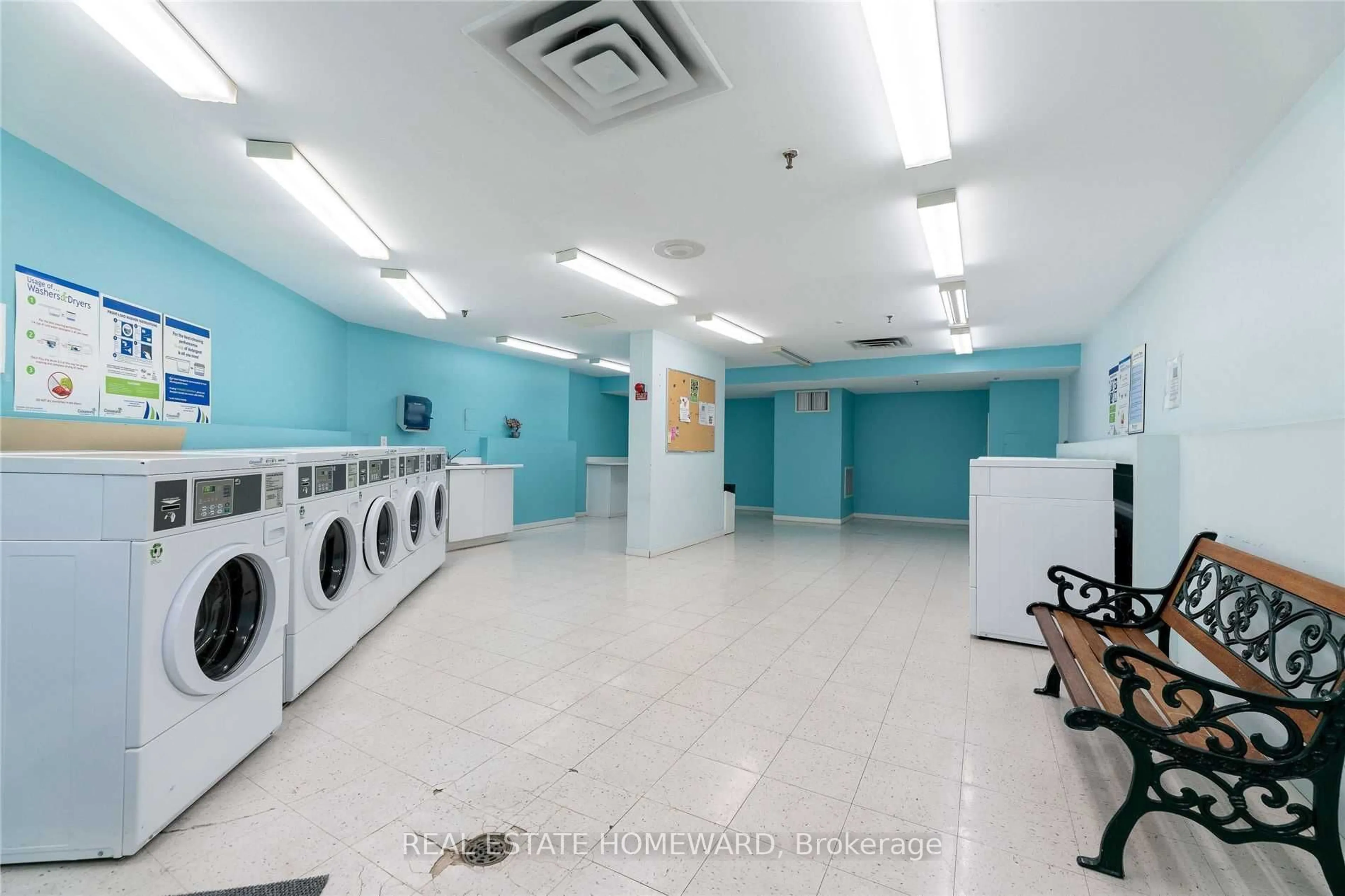 Laundry room for 77 Maitland Pl #621, Toronto Ontario M4Y 2V6