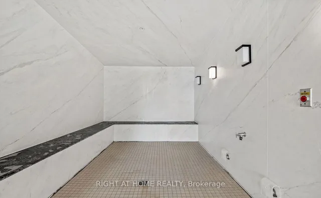 Additional image 16 of 575 Bloor St Unit 1502