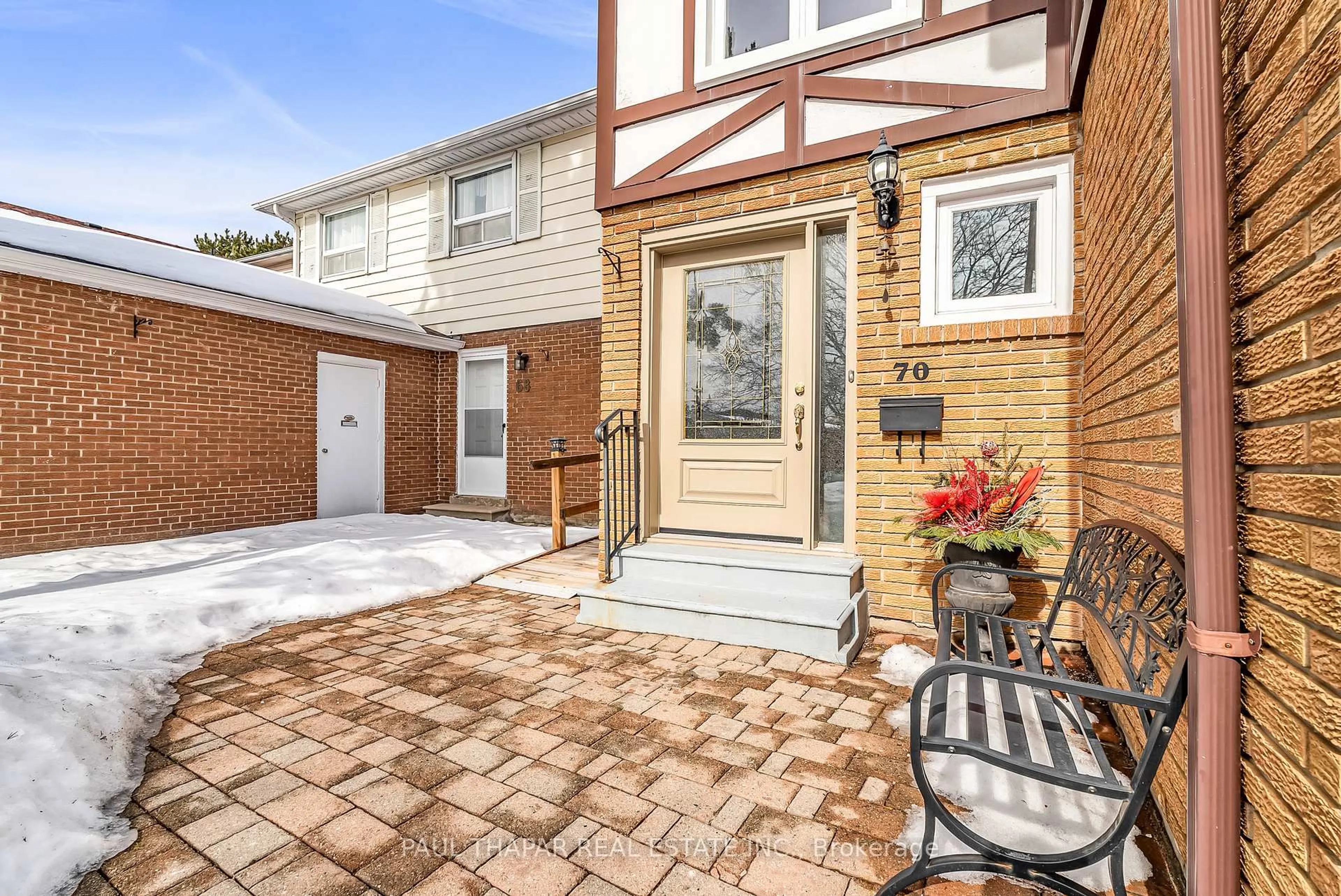 Home with brick exterior material, street for 70 Seneca Hill Dr, Toronto Ontario M2J 2W5