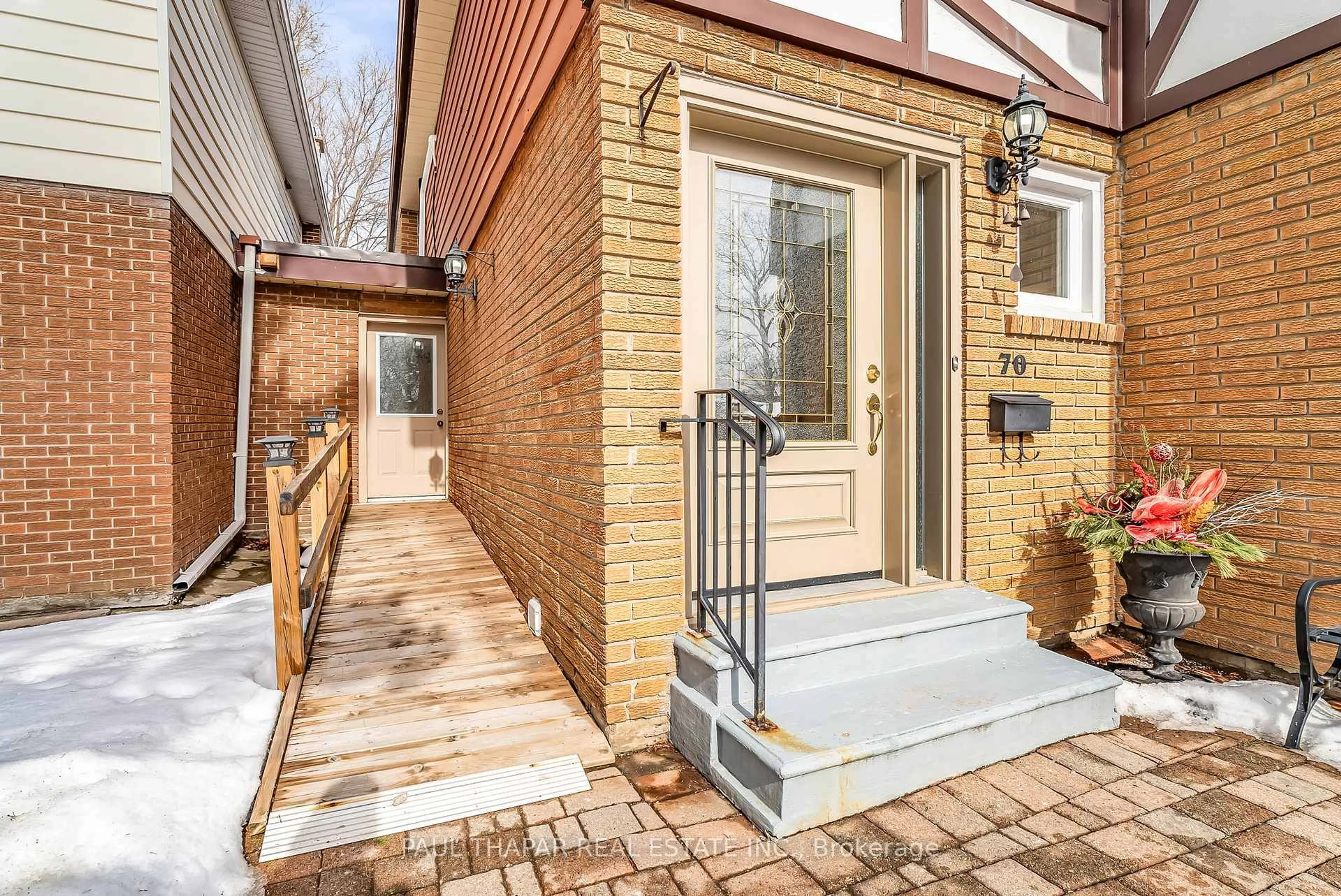 Home with brick exterior material, street for 70 Seneca Hill Dr, Toronto Ontario M2J 2W5