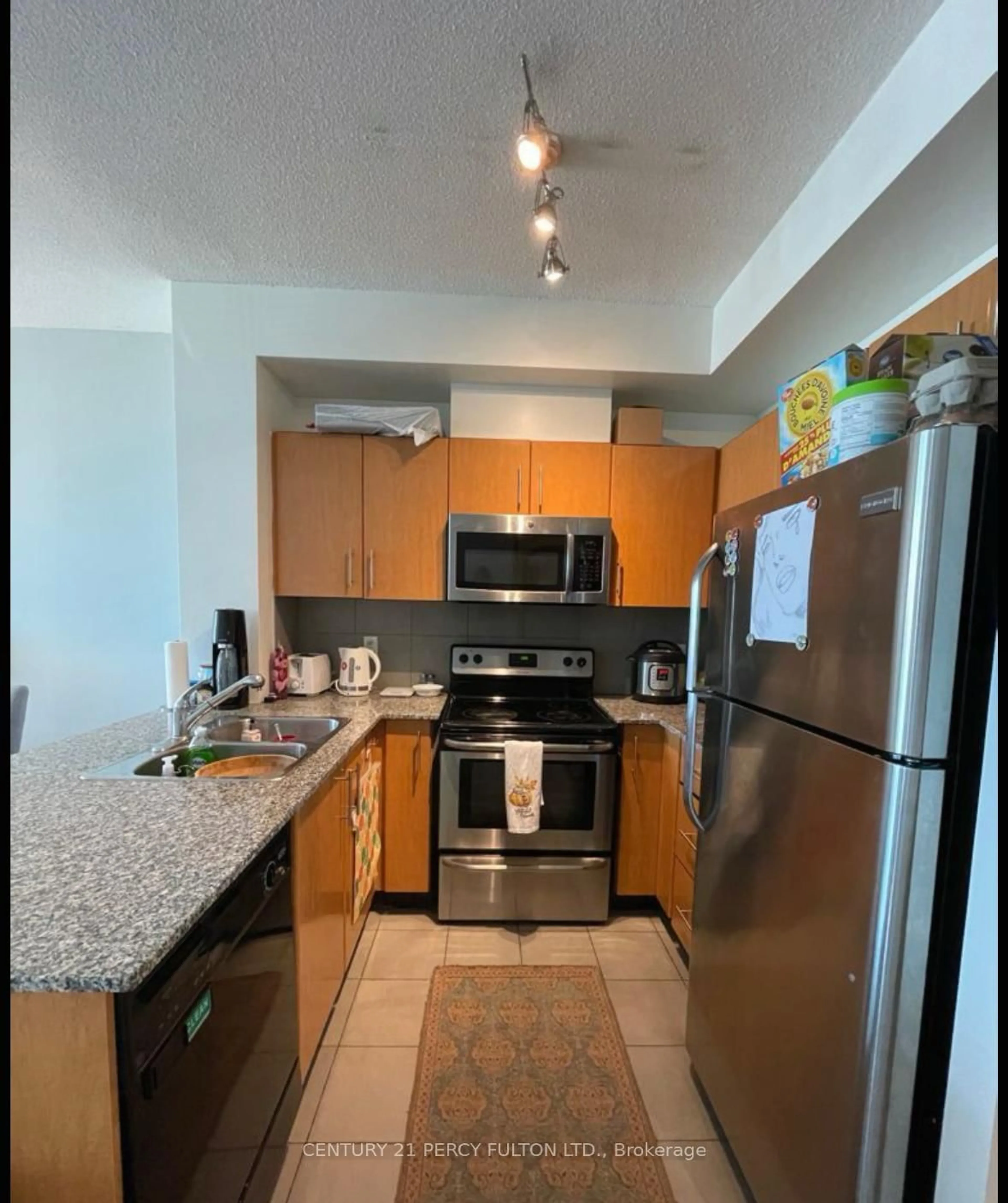 Standard kitchen, unknown for 16 Yonge St #3407, Toronto Ontario M5E 1Z9