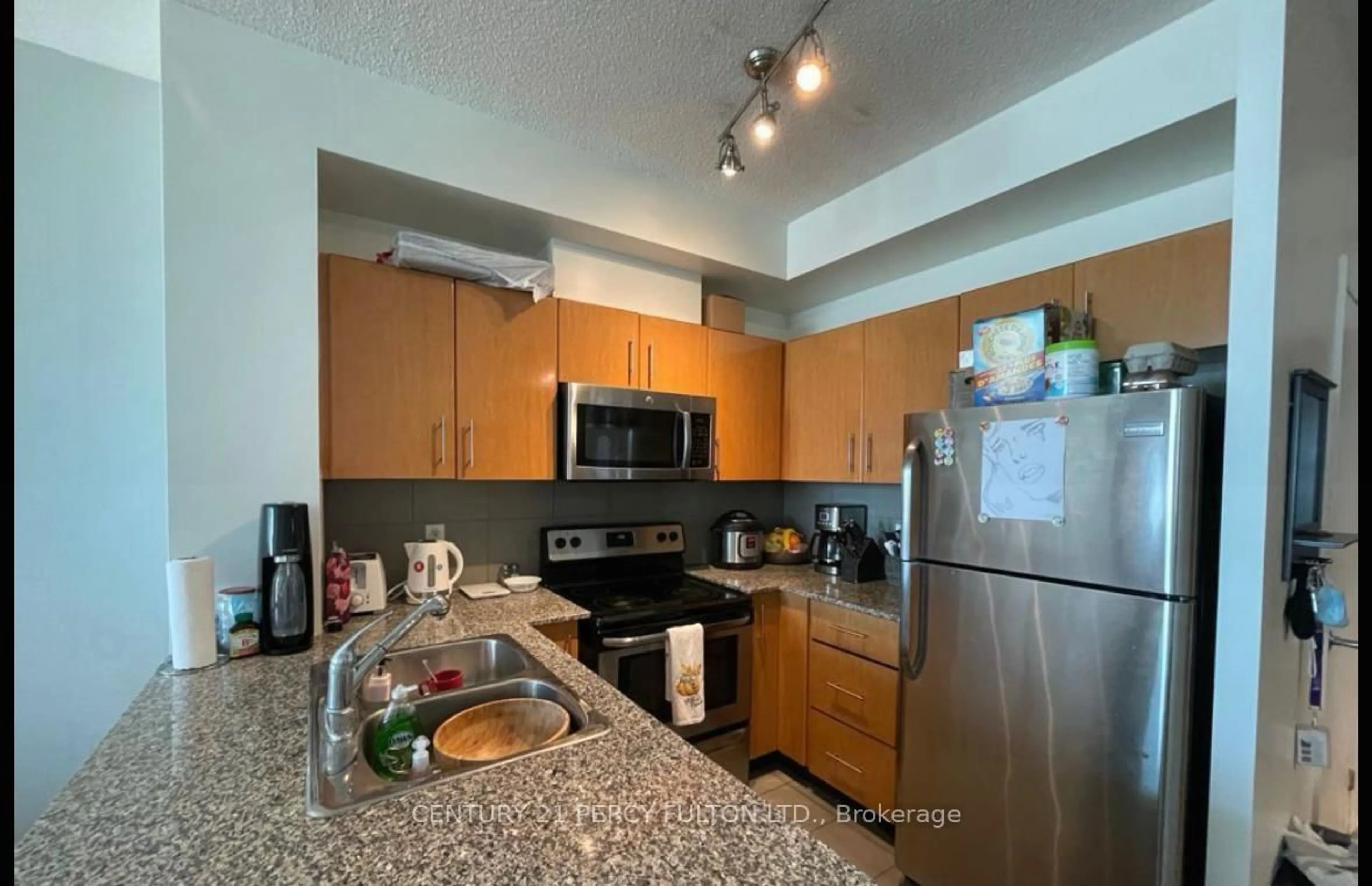 Standard kitchen, unknown for 16 Yonge St #3407, Toronto Ontario M5E 1Z9