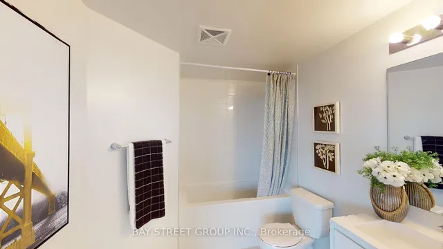 Additional property image - 159 Wellesley St Unit 1908