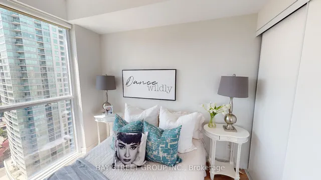 Additional property image - 159 Wellesley St Unit 1908