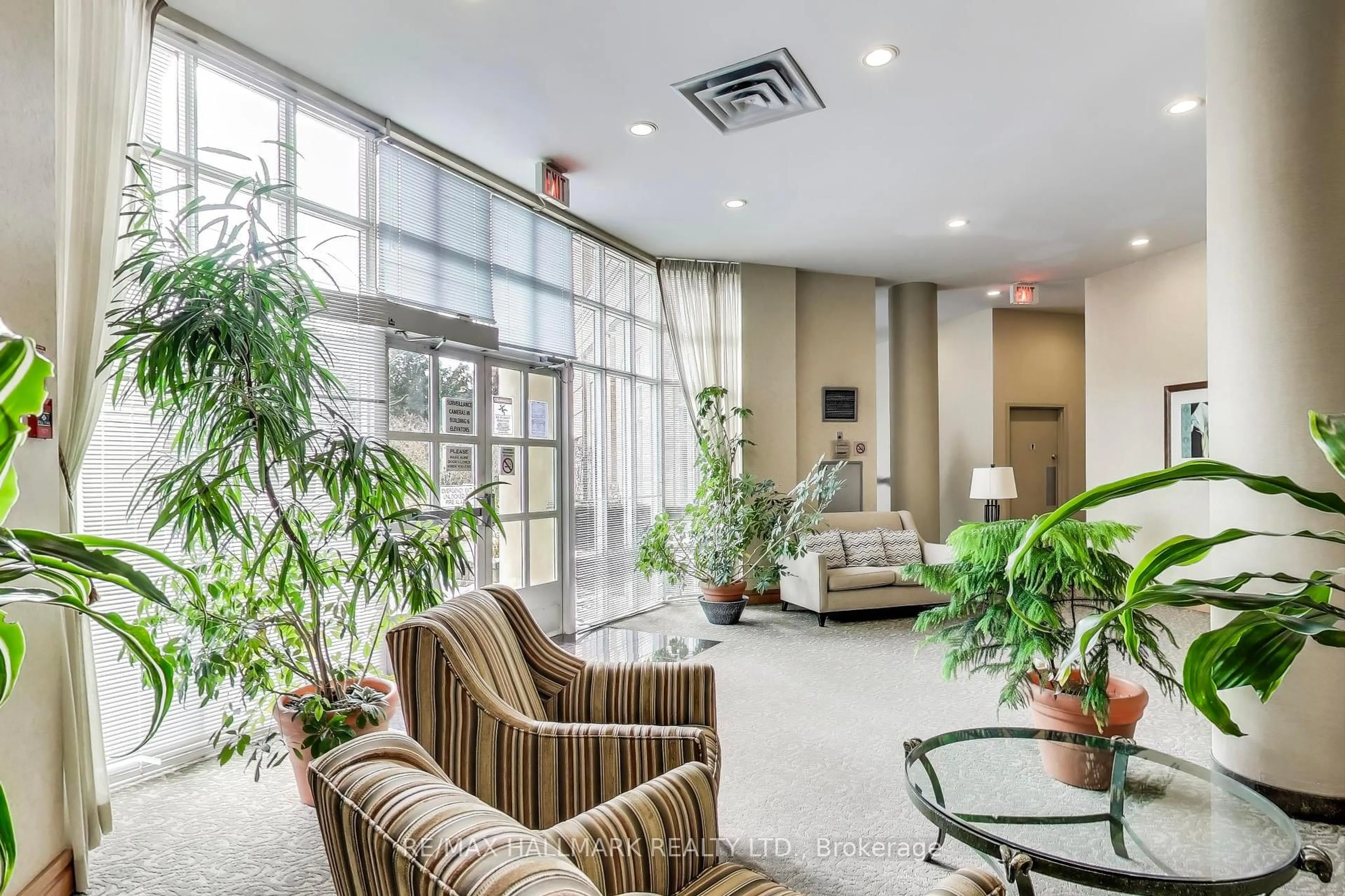 Lobby for 11 Thorncliffe Park Dr #406, Toronto Ontario M4H 1P3