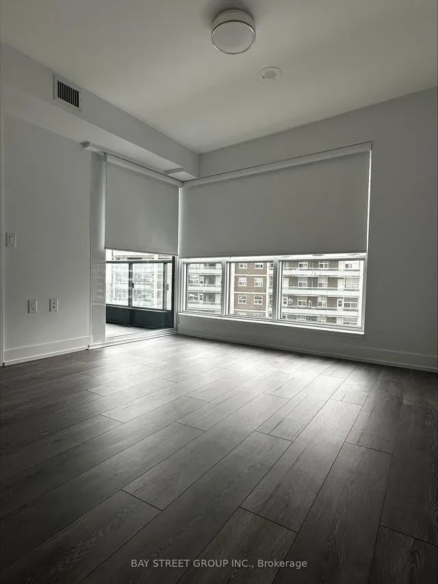 Additional property image - 585 Bloor St Unit 921