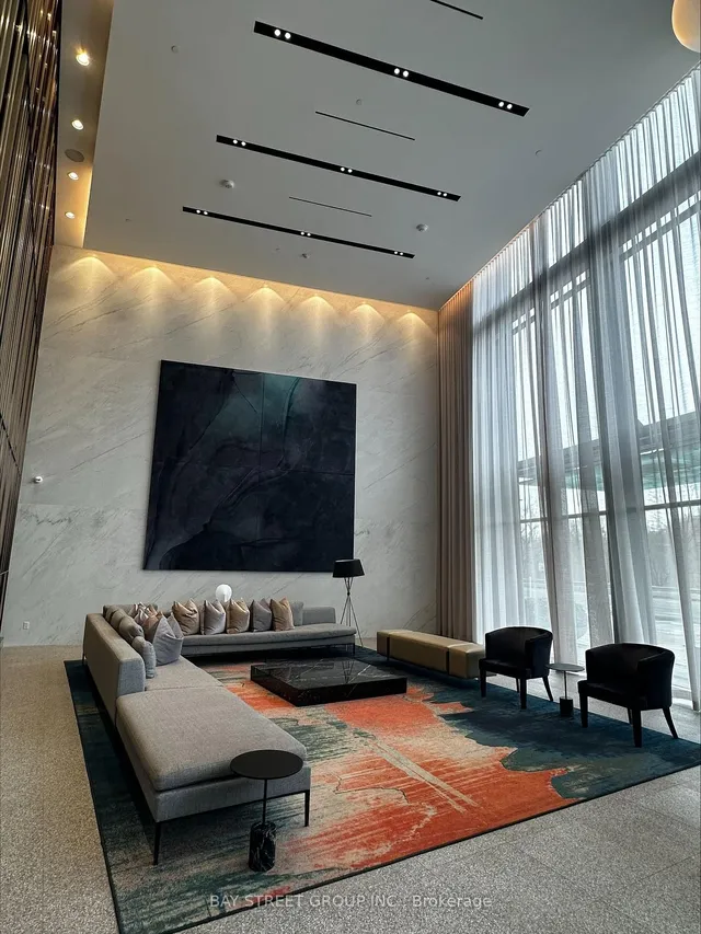 Additional property image - 585 Bloor St Unit 921