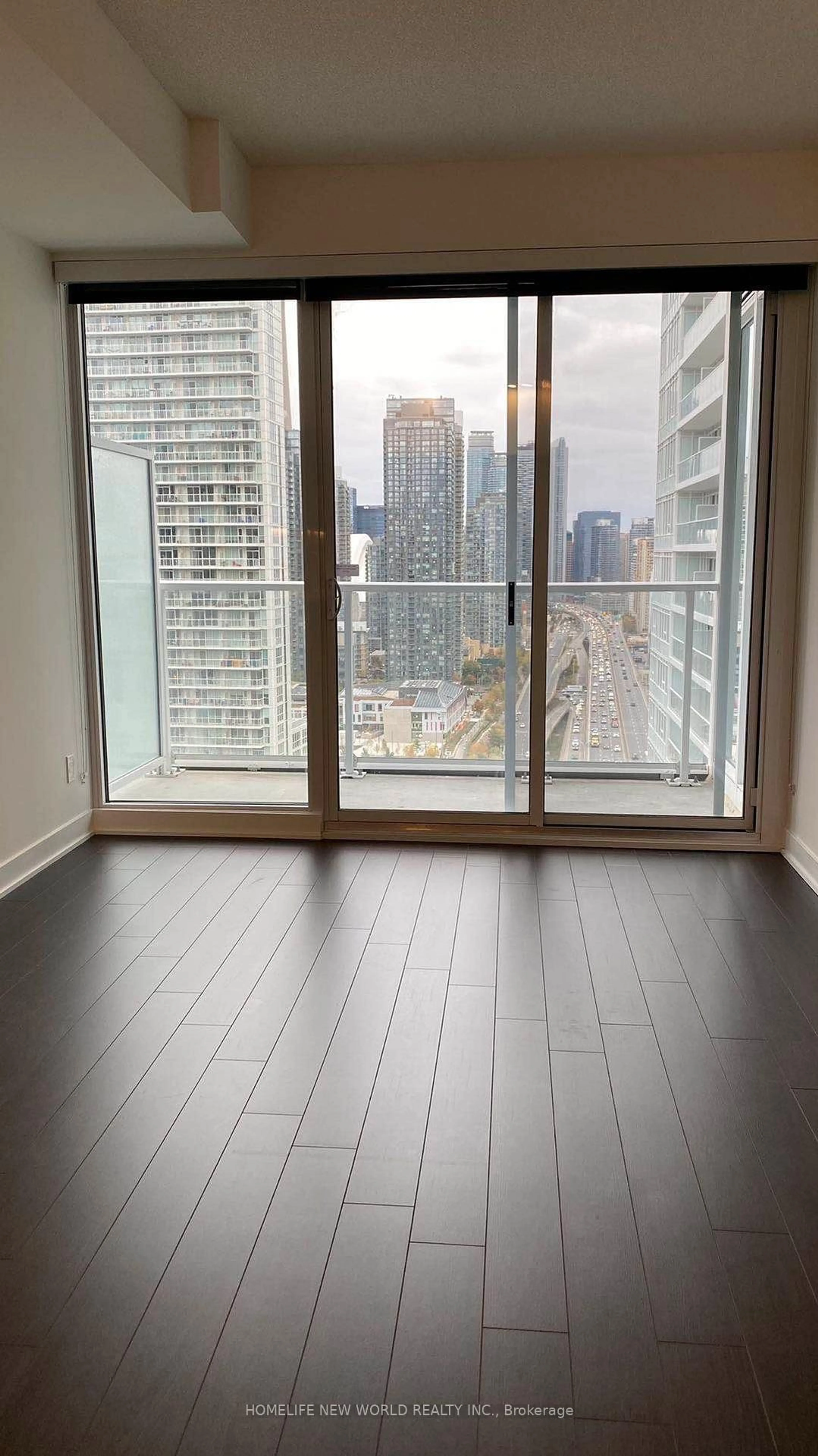 A pic of a room for 19 Bathurst St #3008, Toronto Ontario M5V 0N2