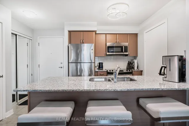 Additional property image - 525 Wilson Ave Unit 1011