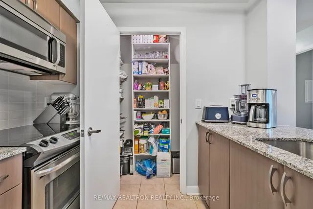 Additional property image - 525 Wilson Ave Unit 1011