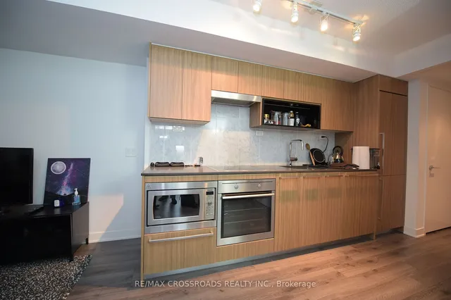 Additional property image - 70 Queens Wharf Rd Unit 303