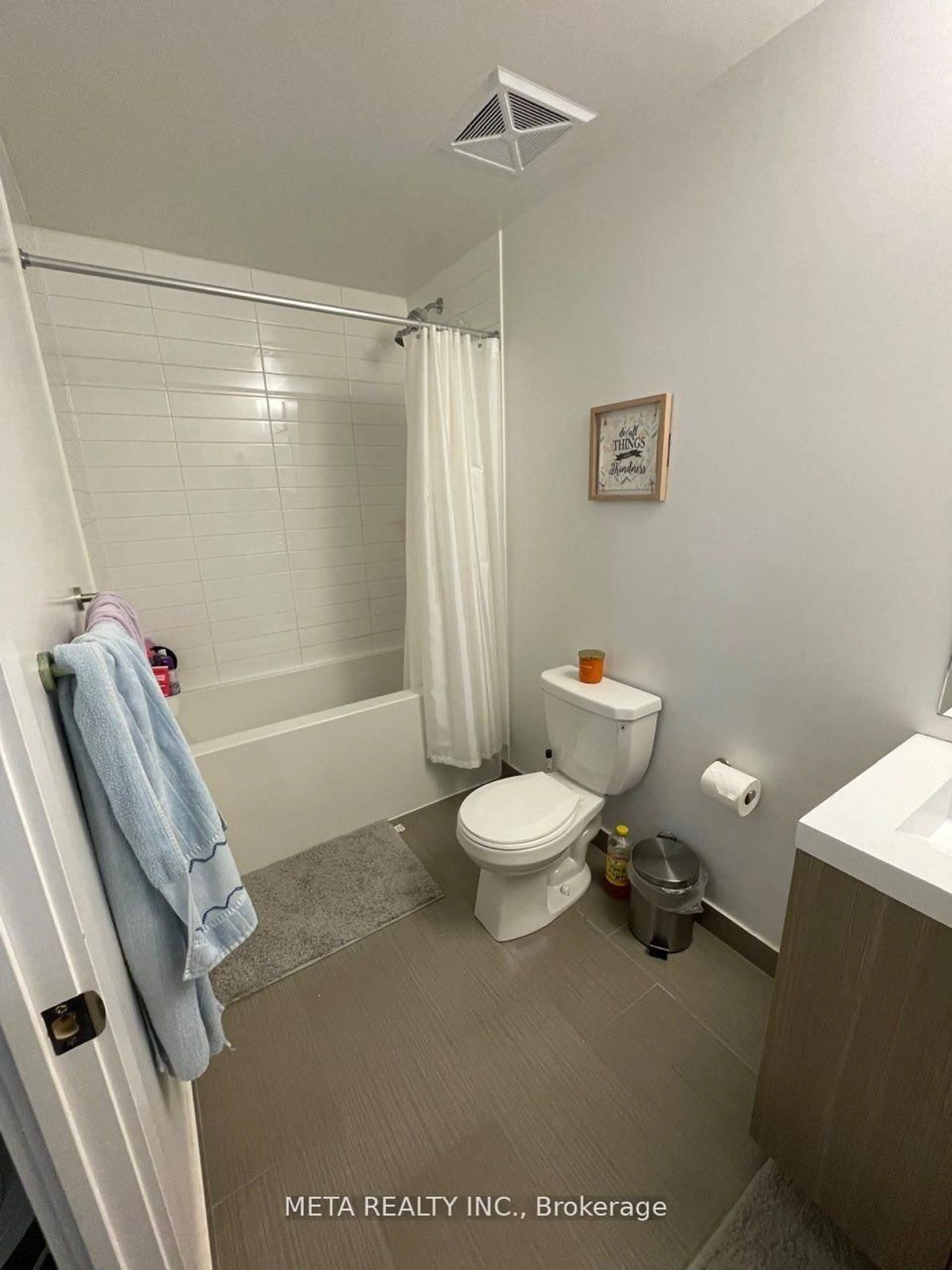 Standard bathroom, unknown for 1603 Eglinton Ave #218, Toronto Ontario M6E 0A1