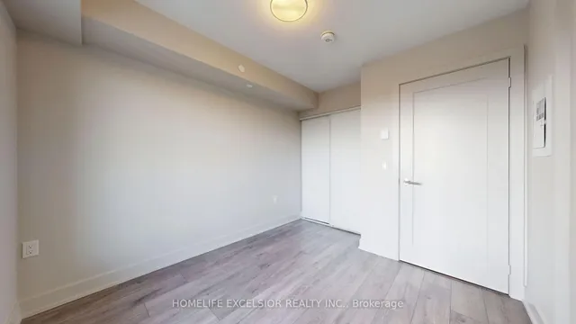 Additional property image - 575 Bloor St Unit 803