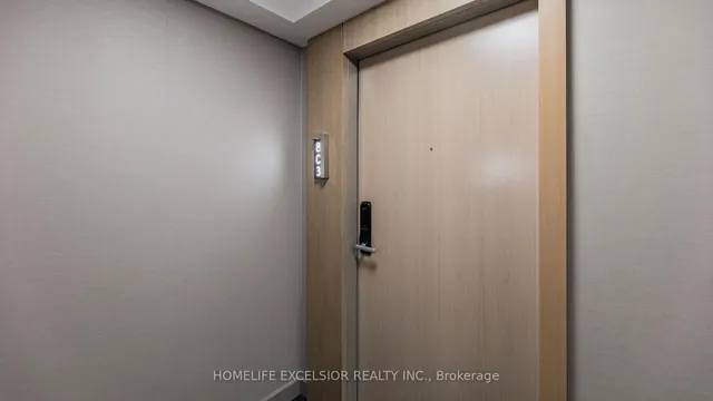 Additional property image - 575 Bloor St Unit 803