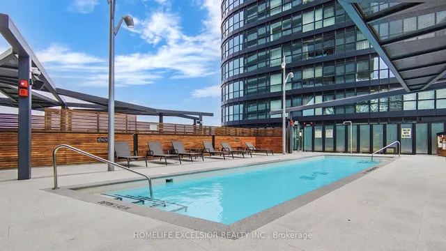 Additional property image - 575 Bloor St Unit 803