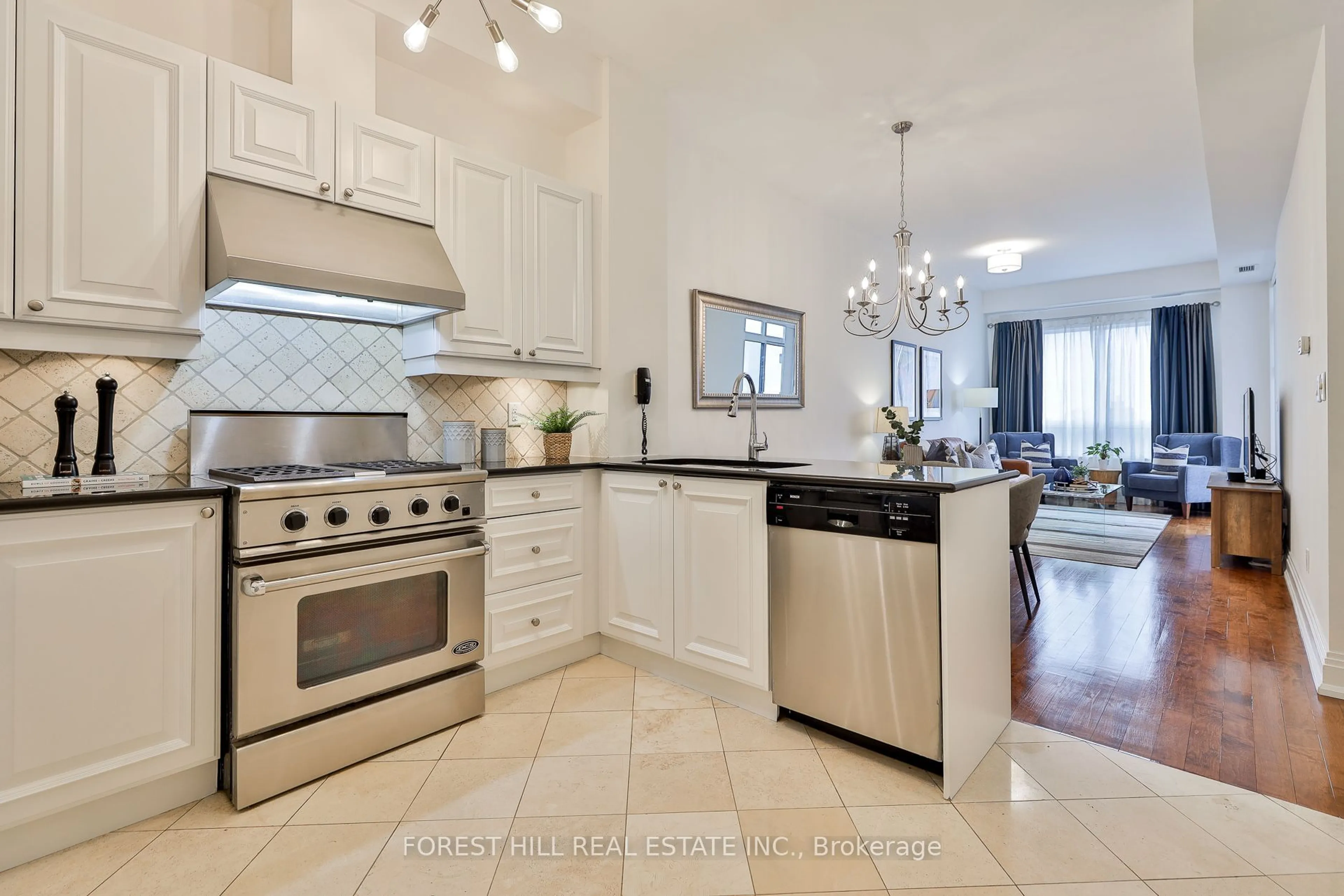 Open concept kitchen, ceramic/tile floor for 99 Avenue Rd #1006, Toronto Ontario M5R 2G5