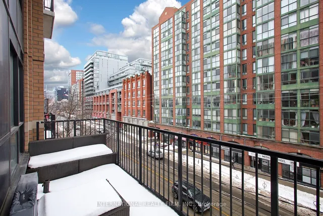 Additional property image - 800 King St Unit 408