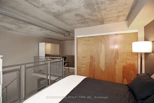 Additional property image - 800 King St Unit 408