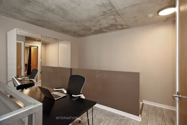 Additional property image - 800 King St Unit 408