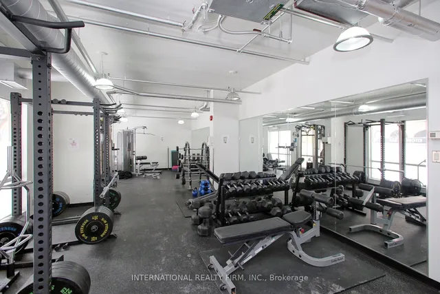 Additional property image - 800 King St Unit 408