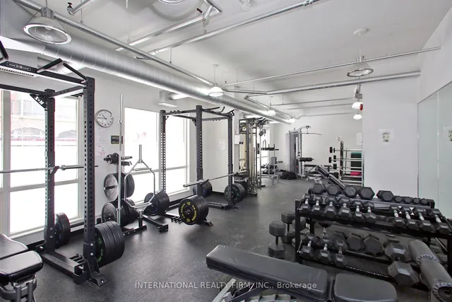 Additional property image - 800 King St Unit 408