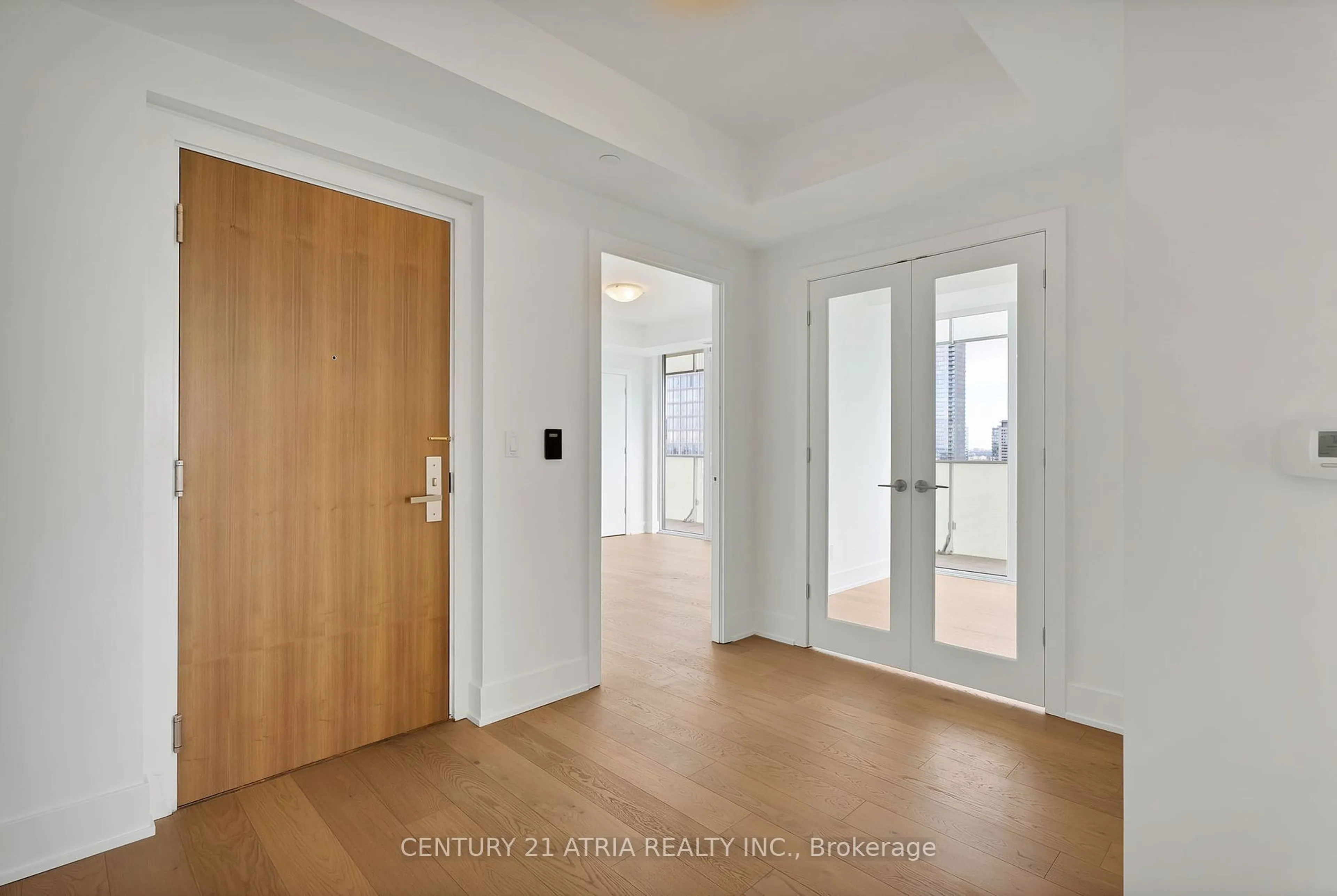 Indoor entryway for 200 Bloor St #3002, Toronto Ontario M5S 1T8