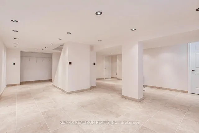 Additional property image - 7 Risebrough Ave