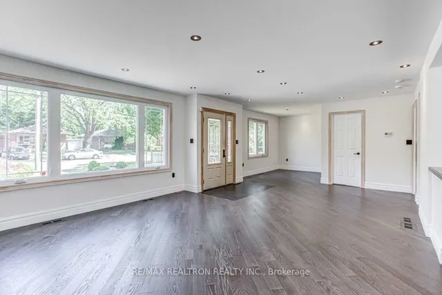 Additional property image - 7 Risebrough Ave