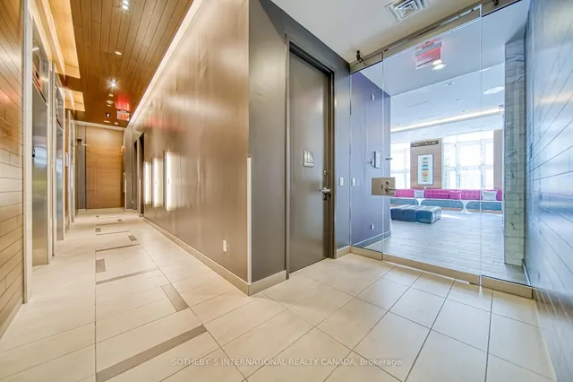 Additional property image - 105 George St Unit 812