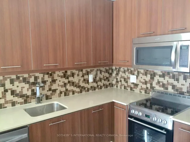 Additional property image - 105 George St Unit 812