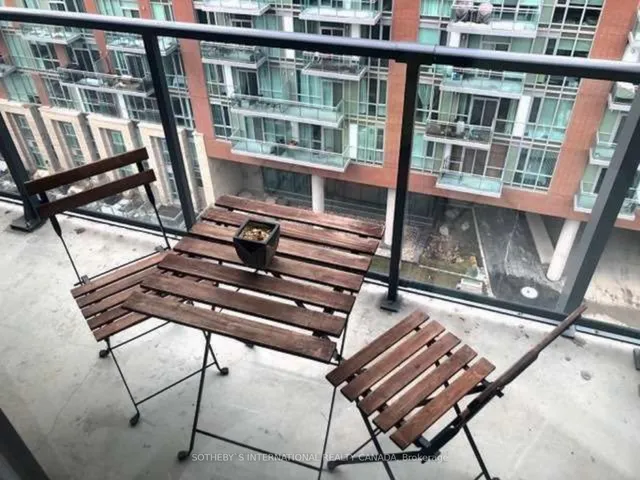 Additional property image - 105 George St Unit 812