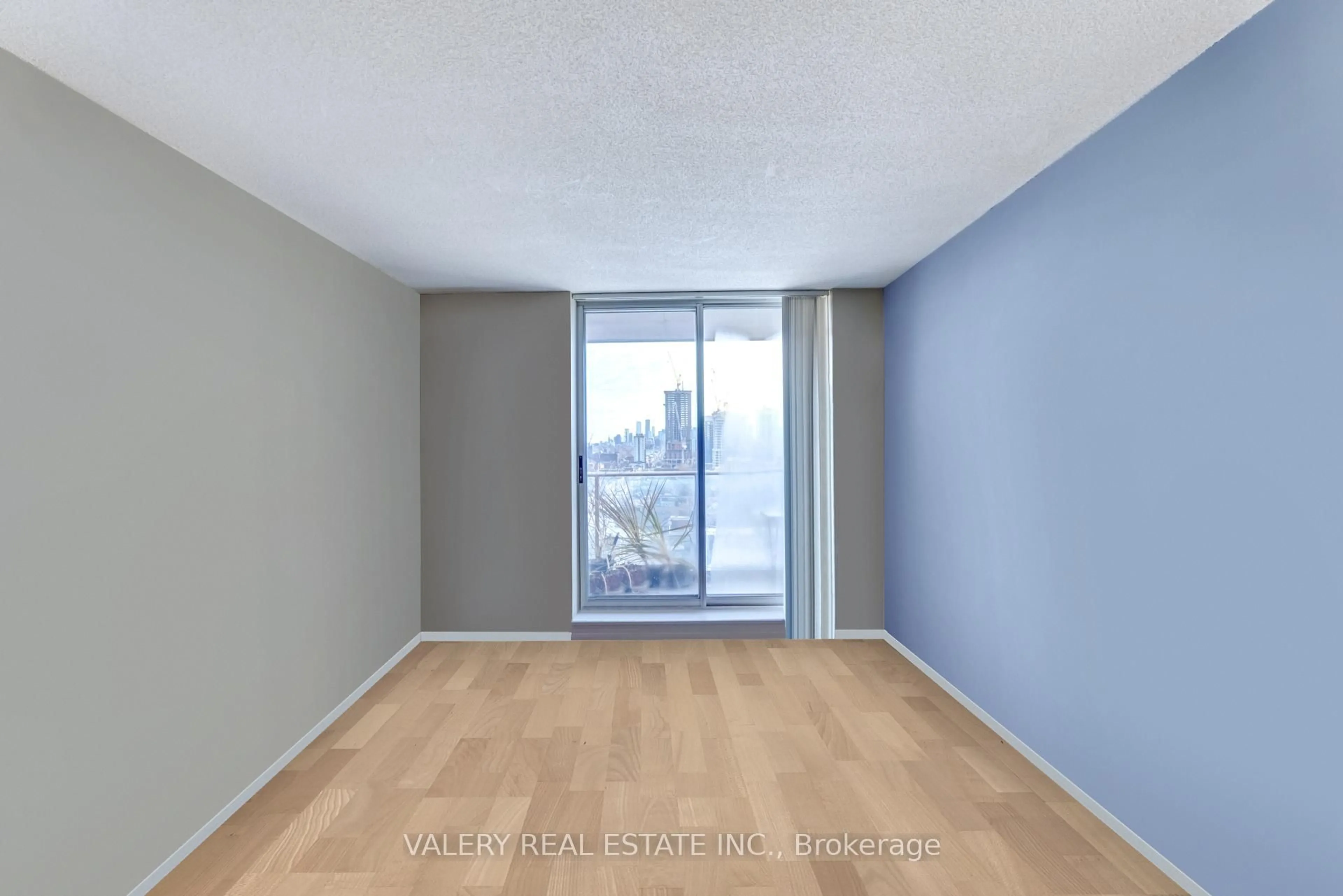 A pic of a room for 1369 Bloor St #1216, Toronto Ontario M6P 4J4