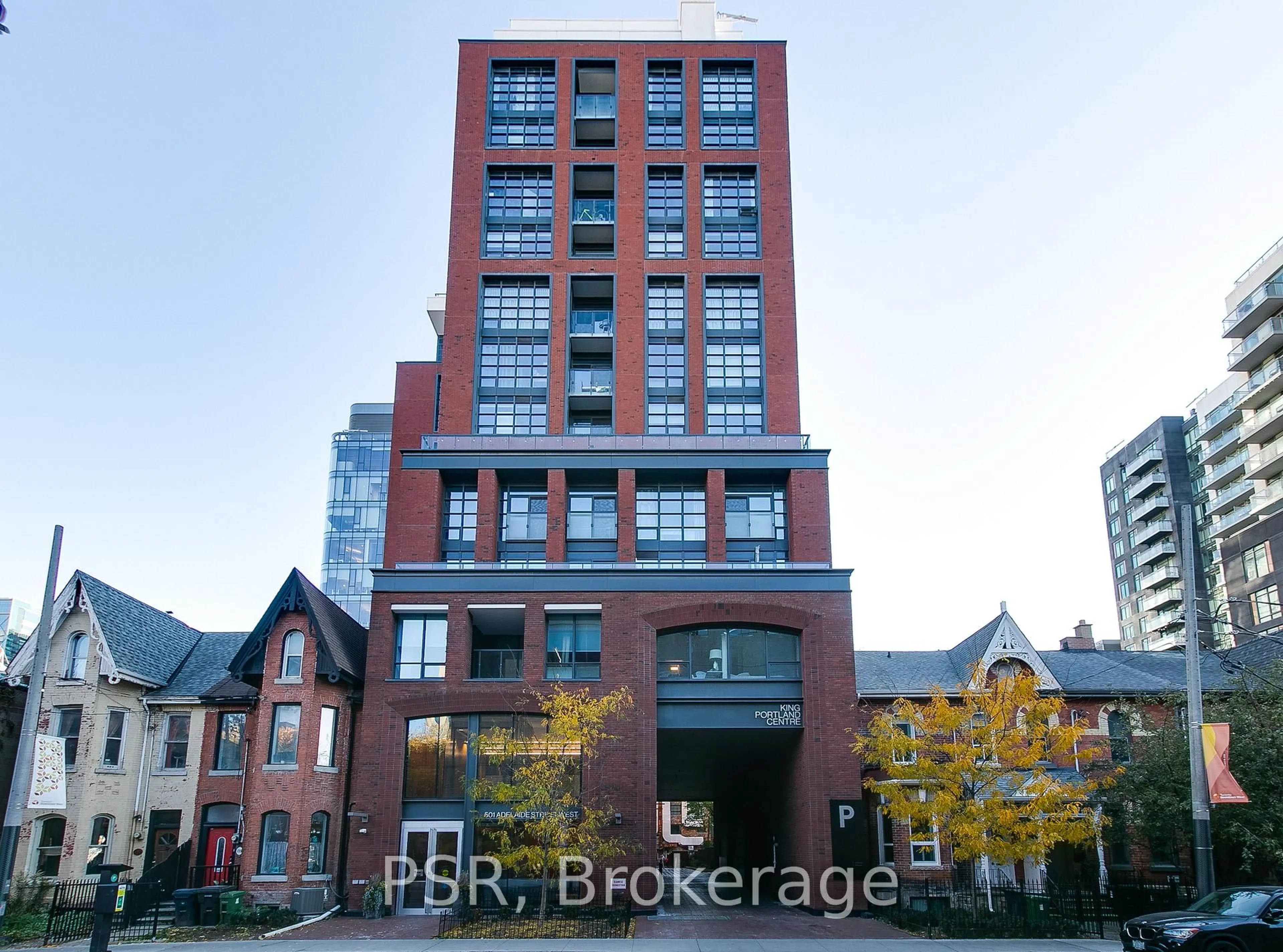 Home with brick exterior material, building for 501 Adelaide St #1001, Toronto Ontario M5V 0R3