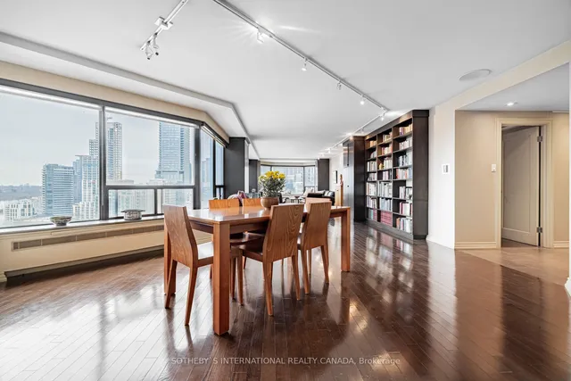 Additional property image - 175 Cumberland St Unit 1711