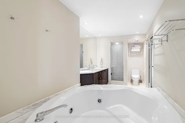Additional property image - 175 Cumberland St Unit 1711