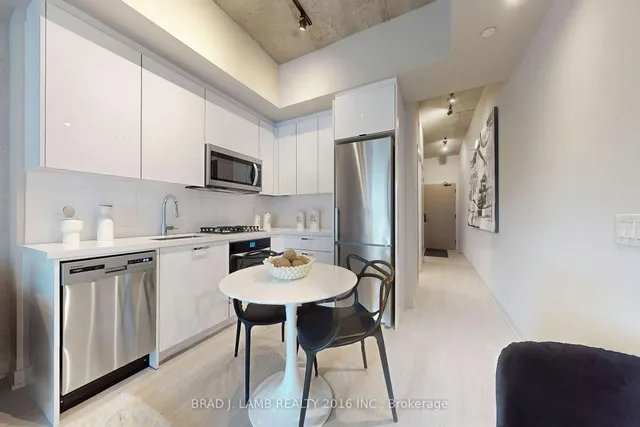 Additional property image - 195 McCaul St Unit 710