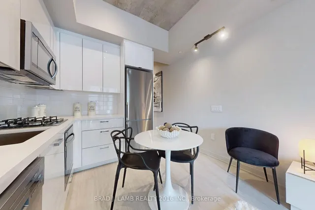 Additional property image - 195 McCaul St Unit 710
