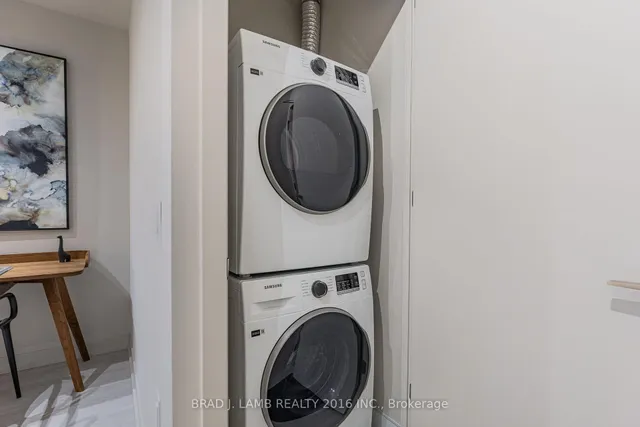 Additional property image - 195 McCaul St Unit 710