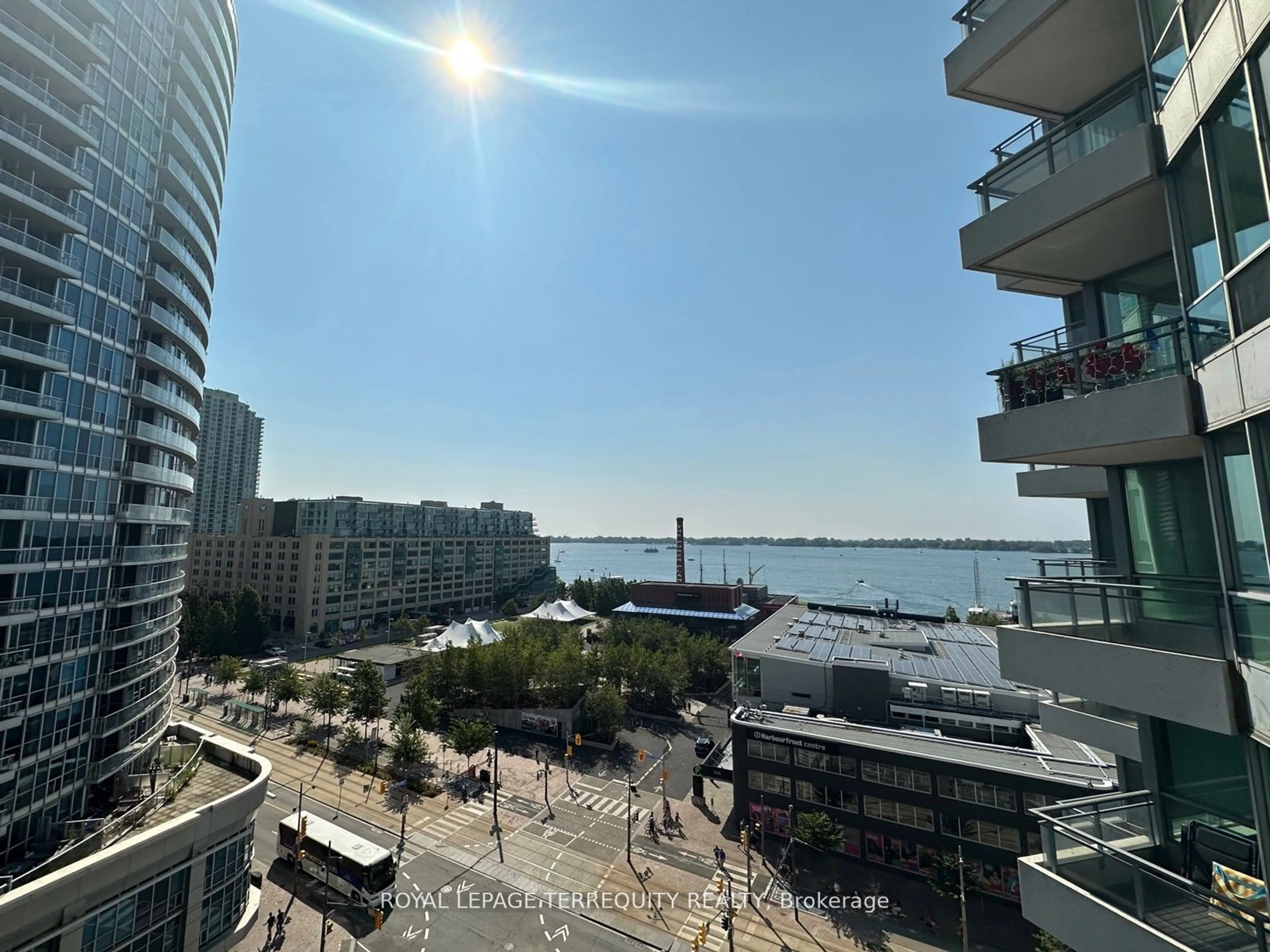 Unknown for 228 Queens Quay #1202, Toronto Ontario M5J 2X1