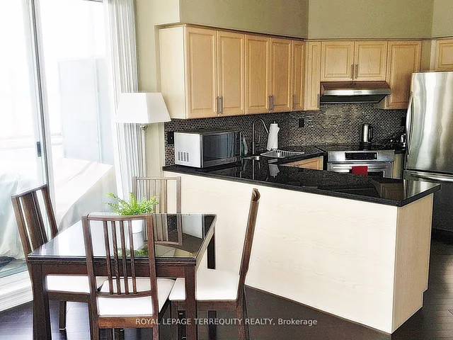 Additional property image - 228 Queens Quay Unit 1202